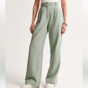 A&F Sloane Tailored Pant